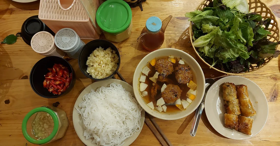 Bún chả nem