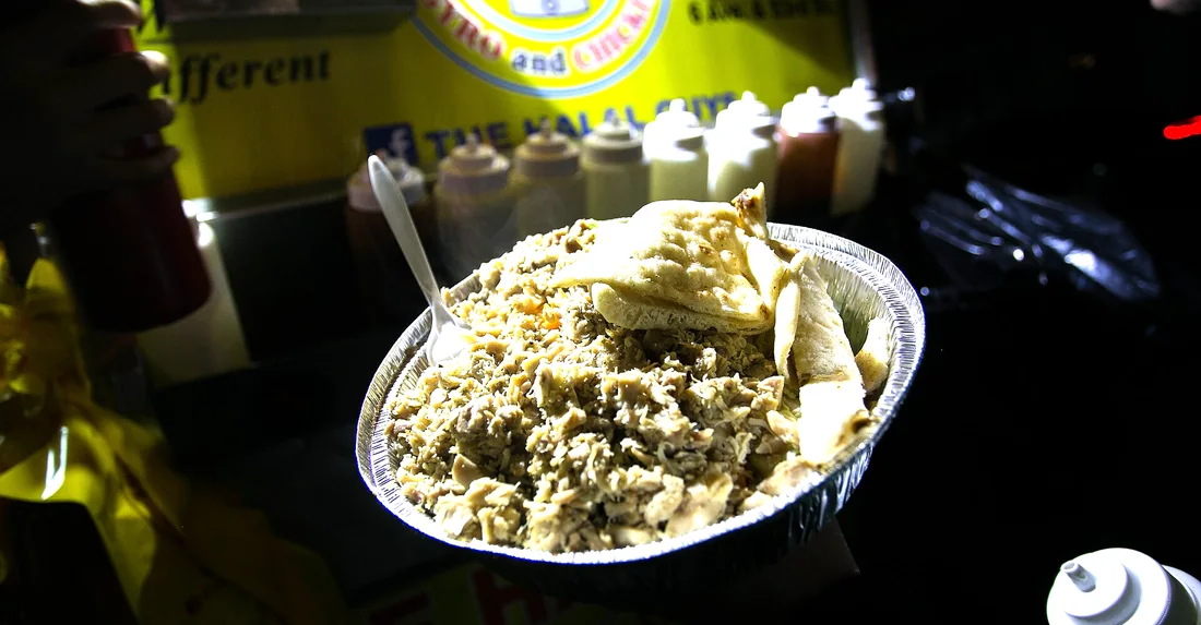 Cơm gà xối mỡ